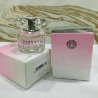 ราคา พร้อมส่งค่าาา กลิ่นหอมเย้ายวนใจ Versace Bright Crystal Eau De Toilette 5ml.(ขนาดทดลองแบบแต้ม) (462950900)