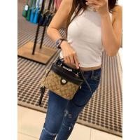ราคา Coach 78277 Kay Crossbody In Signature Canvas กระเป๋าสะพายข้าง
