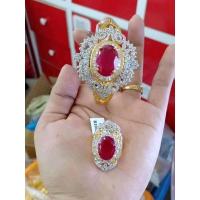 ราคา กำไลเพชรมาคีพร้อมแหวรทองพลอยแดงชาตั้ม พลอยเจียรไนยสวย (19454007676)