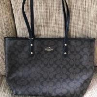 ราคา กระเป๋า Coach Zip Tote 16" F#36876 ของแท้ % มือ 2 (2549568116)