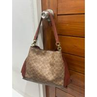 ราคา กระเป๋าถือ COACH รุ่น Hallie หนัง สีน้ำตาล แท้ (47209681632)