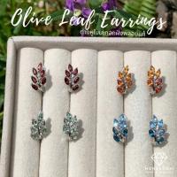 ราคา [พร้อมส่ง] ต่างหูเงินแท้ 92.5% ต่างหูใบมะกอก ฝังพลอยแท้ทรงมาคี แบบห่วงหางกระรอก ชุบทองคำขาว (49759205798)