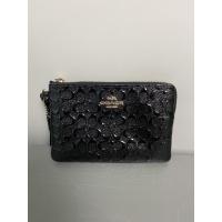 ราคา กระเป๋าคล้องมือ Size S (Coach) (6854667410)