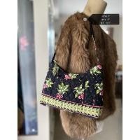ราคา กระเป๋าคล้องไหล่ vera bradley มือสองของแท้ (12445347643)