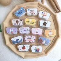 ราคา HomeDee ตลับคอนแทคเลนส์ สุ่มลาย ตลับใส่คอนแทคเลนส์ กระจกในตัว+ที่คีบและตัวจุ๊บ (16098237477)