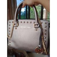 ราคา กระเป๋าถือหนังแท้ 100% แบรนด์ MK Michael Kors ไซส์ 10.5 นิ้ว สูง 8.5 นิ้ว สภาพหนังดี ซับในสวย สายยาวเป็นสายโซ่ (15181460211)