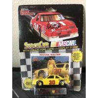 ราคา มีลายเซ็นนักแข่ง รถเหล็ก Racing champions 1:64#30 (9382169402)