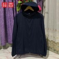 ราคา เสื้อแจ็คเก็ต UNIQLO RUNNING NAVY (24208397771)