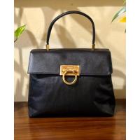 ราคา Preloved Salvatore Ferragamo Bag (25794850588)