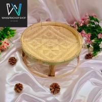 ราคา ขันโตกลายดาวล้อมตะวัน งานฝีมือ (Handmade) ขันโตก ขันโตกใส่อาหาร โตกกระด้ง ขันโตกใส่อาหาร ชั้นวางไม้ไผ่ ไม้ไผ่แท้ 100% (25181769343)