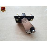 ราคา ตุ๊กตาขาปัดน้ำฝน MITSUBISHI L200,CYCLONE,4D55 ข้างLH ราคาข้างละ 250 บาท (15386556093)