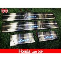 ราคา ชายบันได กันรอยประตู ชายบันไดมีไฟ Jazz GK 2014 2015 2016 2018 2020 ไฟสีฟ้า ขอบชุป (1710693446)