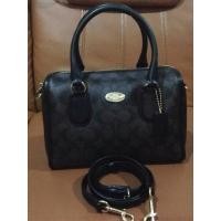 ราคา Coach หมอน 9"มือสองแท้ (181291275)
