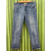 ราคา Burberry Blue Washed Denim Slim Crop Jeans เอว 32 สินค้ามือสอง (48407827573)
