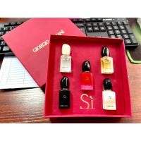 ราคา เซ็ตน้ำหอม Giorgio Armani Si Mini Gift Set ปริมาณ 7ml*5 จิออร์จิโออาร์มานี่ซิ น้ำหอมแท้ น้ำหอมผู้หญิง เซ็ตของขวัญ (19485203740)