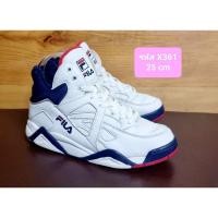 ราคา ❌หมด❌พร้อมส่ง Fila 25 cm 39.5 รองเท้ามือสองของแท้ สภาพดี รหัส X361 (13081907467)