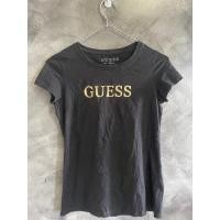 ราคา เสื้อ แบรนด์แท้ มือสอง Guess งานสวย สีดำ อักษรทอง ป้ายข้างโดนตัด (20592388055)