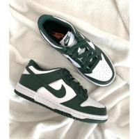 ราคา NIKE DUNK LOW TEAM GREEN (9747591409)