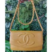 ราคา Chanel​ Wallet vintage​ bag​ yellow mustard​ caviar​ skin (15626328535)