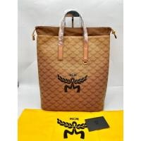 ราคา พร้อมส่งในไทย ของแท้ 100 % MCM Medium Himmel Lauretos Tote Bag - Brown (48456212981)