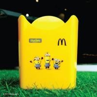 ราคา โมเดลของเล่นแมคโดนัลด์(McDonald's) ชุด กล่องเฟนช์ฟรายส์ แฮปปี้มินเนี่ยน French Fries Happy Minions Box แบบที่2 ไชโย (... (24909865234)