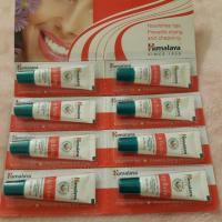 ราคา Saleแท้ 100% Himalaya Lip Balm แบบมีแพ็คเก็ตแม่ค้าหิ้วเองจากอินเดียจ้า (1632683247)