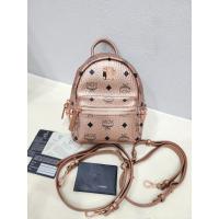 ราคา กระเป๋าเป้สะพายหลัง MCM Stark Side Studs Backpack ในสีแชมเปญโกลด์   (51905735757)