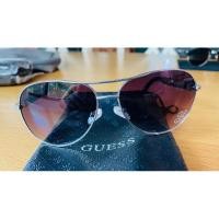 ราคา แว่นตากันแดด Guess มือสองของแท้ (22741532468)
