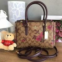 ราคา COACH MINI SURREY CARRYALL IN SIGNATURE CANVAS WITH VICTORIAN FLORAL PRINT (4214633833)