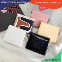 ราคา Front Flap Lady Small Short Wallet (56710277715)