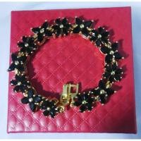 ราคา สร้อยข้อมือพลอยเทียมสีนิลยาว7นิ้วงานทองเหลืองเคลือบแก้ว (27603681054)