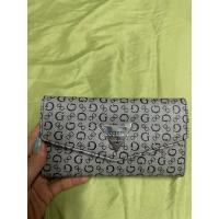 ราคา กระเป๋าสตางค์ Guess แท้ ของใหม่ค่ะ (27215048234)
