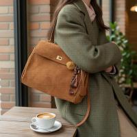 ราคา กระเป๋าถือโท้ทผู้หญิงทรง Kelly พื้นผิววินเทจ – รุ่นสะพายไหล่และหนีบรักแร้ (57510689023)