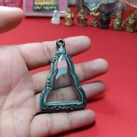 ราคา กรอบพระเนื้อเงินผสมใส่พระท่ากระดานหรืออื่นๆขนาดพระที่หมาะกว้าง3.2×4.2ซม.เล็กหรือใหญ่ได้นิดหน่อยมีห่วงพร้อมยาง (40120785805)