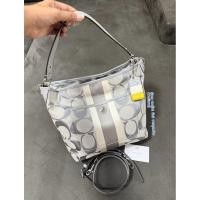 ราคา กระเป๋า Coach (10055)แท้สีเทาขาว (ทรงถัง ลายCใหญ่)(อ่านรายละเอียดก่อนนะคะ) (43162785503)