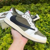 ราคา 6 สี Travis Scott x Air Jordan 1 Retro LOW OG Medium Olive Green AJ1 รองเท้าผ้าใบ DM7866-200 ghjn CRYL (48664859250)