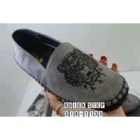 ราคา รองเท้า Kenzo สีเทา ไซส์40 (905807559)