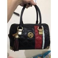 ราคา กระเป๋า Metrocity เมโทรซิตี้ หมอน 10 นิ้วมือ2 (7360902525)