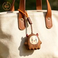 ราคา เล่น- เสน่ห์ปีศาจมินิน่ารักจี้รูปปีศาจน้อยไม้สําหรับกระเป๋าเป้สะพายหลังกระเป๋าอุปกรณ์ตกแต่งรถยนต์สําหรับผู้หญิงผู้ชาย (40331092949)
