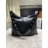 ราคา ferragamo crossbody black leather (8745519084)