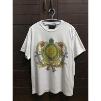ราคา Versace Jeans Couture Big Logo White T-Shirt S 72GAHF02 (49607828553)