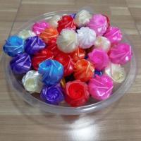 ราคา พร้อมส่ง เหรียญโปรยทาน ดอกกุหลาบแย้ม ตัวเปล่าคละสี 1ชิ้น ริบบิ้นเหรียญโปรยทานใส่เหรียญทีหลังได้ งานบุญงานบวช (22928181990)