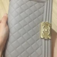ราคา ◾️Reserved ◾️Chanel boy Caviar 10” แท้ อะไหล่ทอง อุปกรณ์ครบ (2032427029)