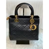 ราคา [รับประกันแท้] Used in good condition Dior Black Leather Cannage Tote Bag [กระเป๋าแบรนด์เนมมือสอง] (51413438886)