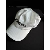 ราคา Vetements white cap (used) แท้ (45509967723)
