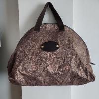 ราคา กระเป๋าถือใบใหญ่มือสองสภาพเยี่ยม ป้ายครบเลขสวย Made in Italy (51860709307)