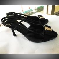 ราคา รองเท้า Ferragamoแท้ % มือสอง (1185896166)