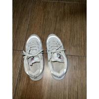 ราคา Fila รองเท้ามือ2 ราคาถูก (25612285212)