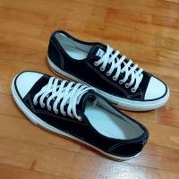ราคา รองเท้าผ้าใบ SHOOPEN 26 cm. (46902085014)
