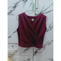 ราคา เสื้อครอปแขนกุด สีไวน์แดง สวยมาก (3755918127)
